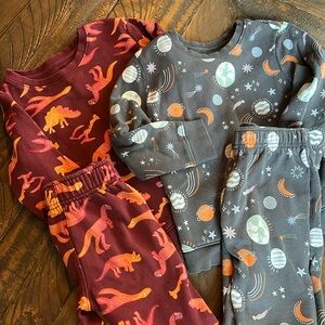 Two 5T cat and jack jogger sweat sets